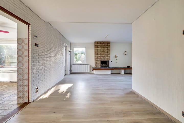 Photo 8 of Oosterhoutseweg 8