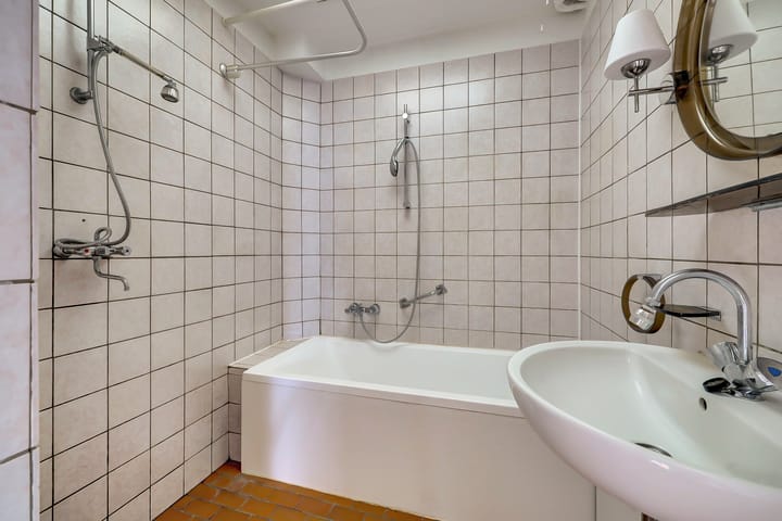 Photo 14 of Oosterhoutseweg 8