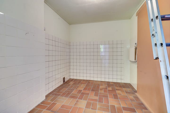 Photo 26 of Oosterhoutseweg 8