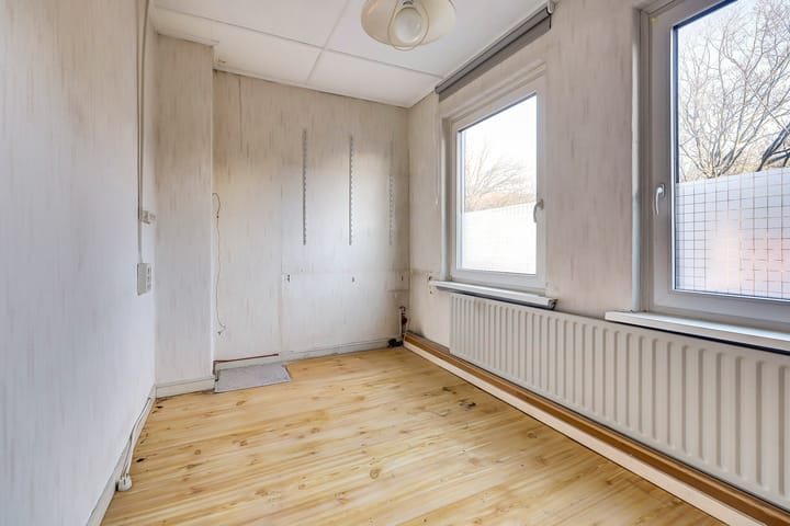 Photo 20 of Oosterhoutseweg 8