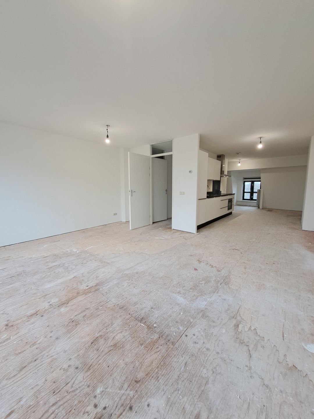 Photo 7 of Borneostraat 10-C