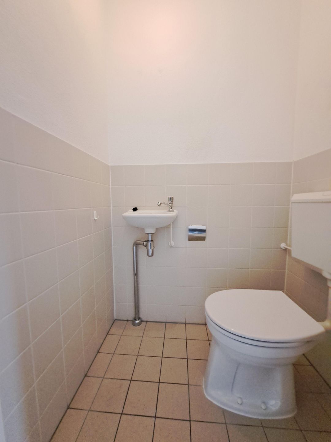 Photo 11 of Borneostraat 10-C