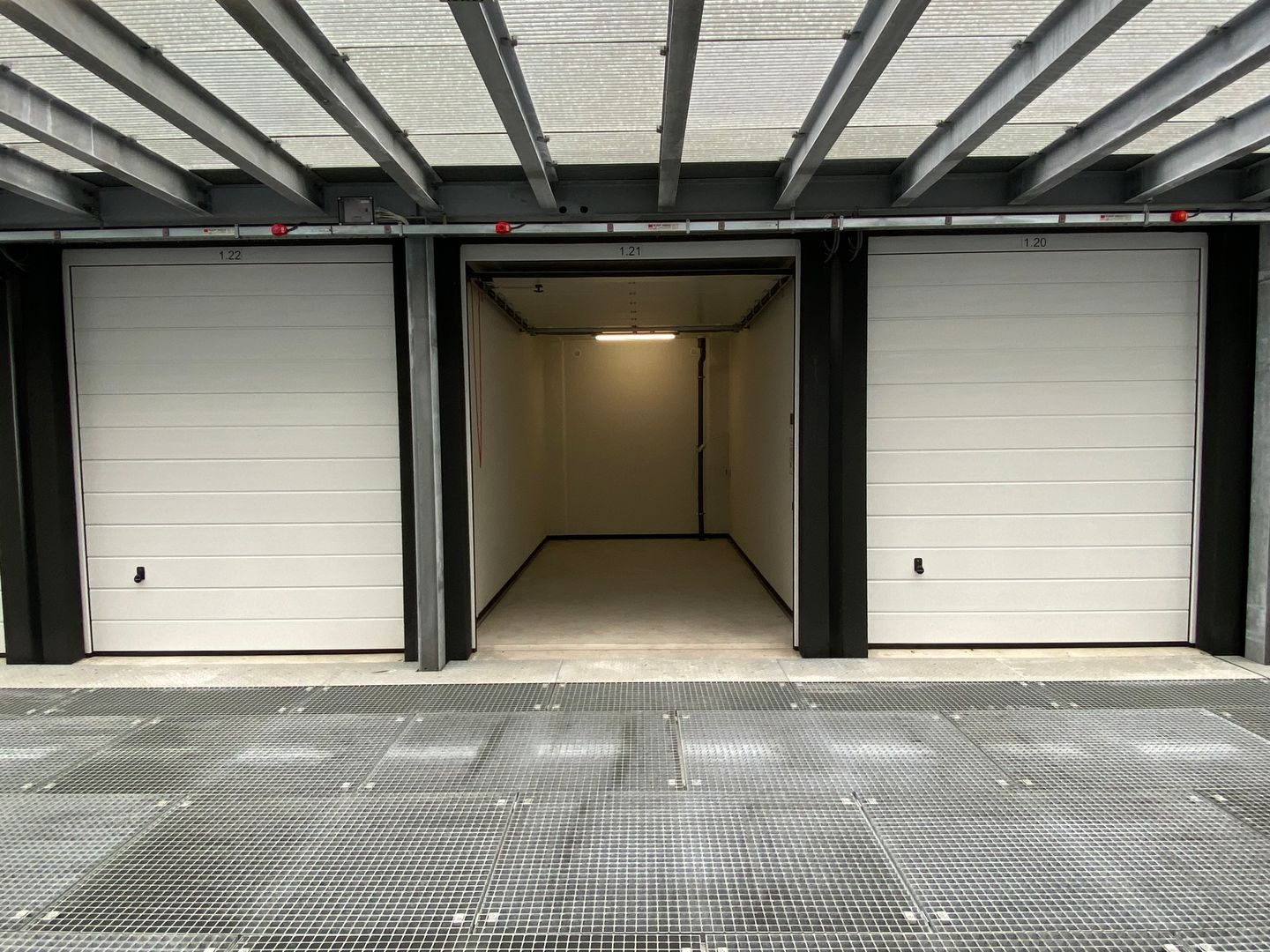 View photo 1 of James Wattstraat 12