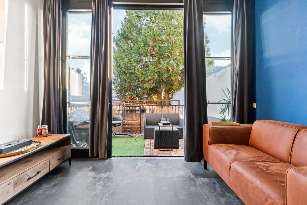 Photo 8 of Van Oldenbarneveldtstraat 11-B