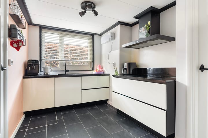 Photo 4 of Foarwei 138