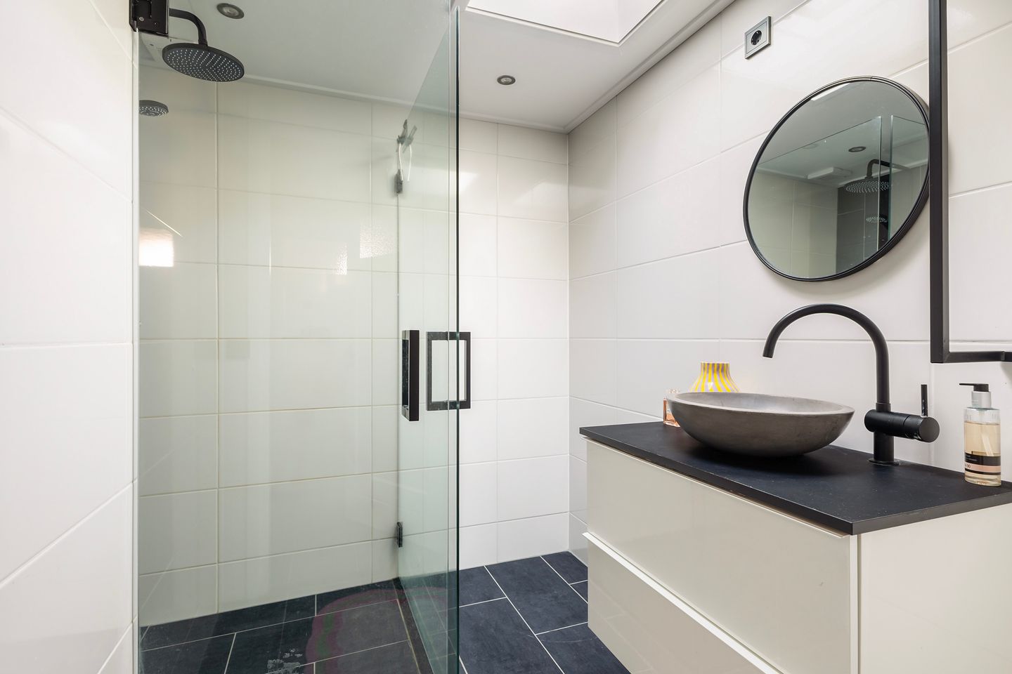 Photo 35 of Foarwei 138