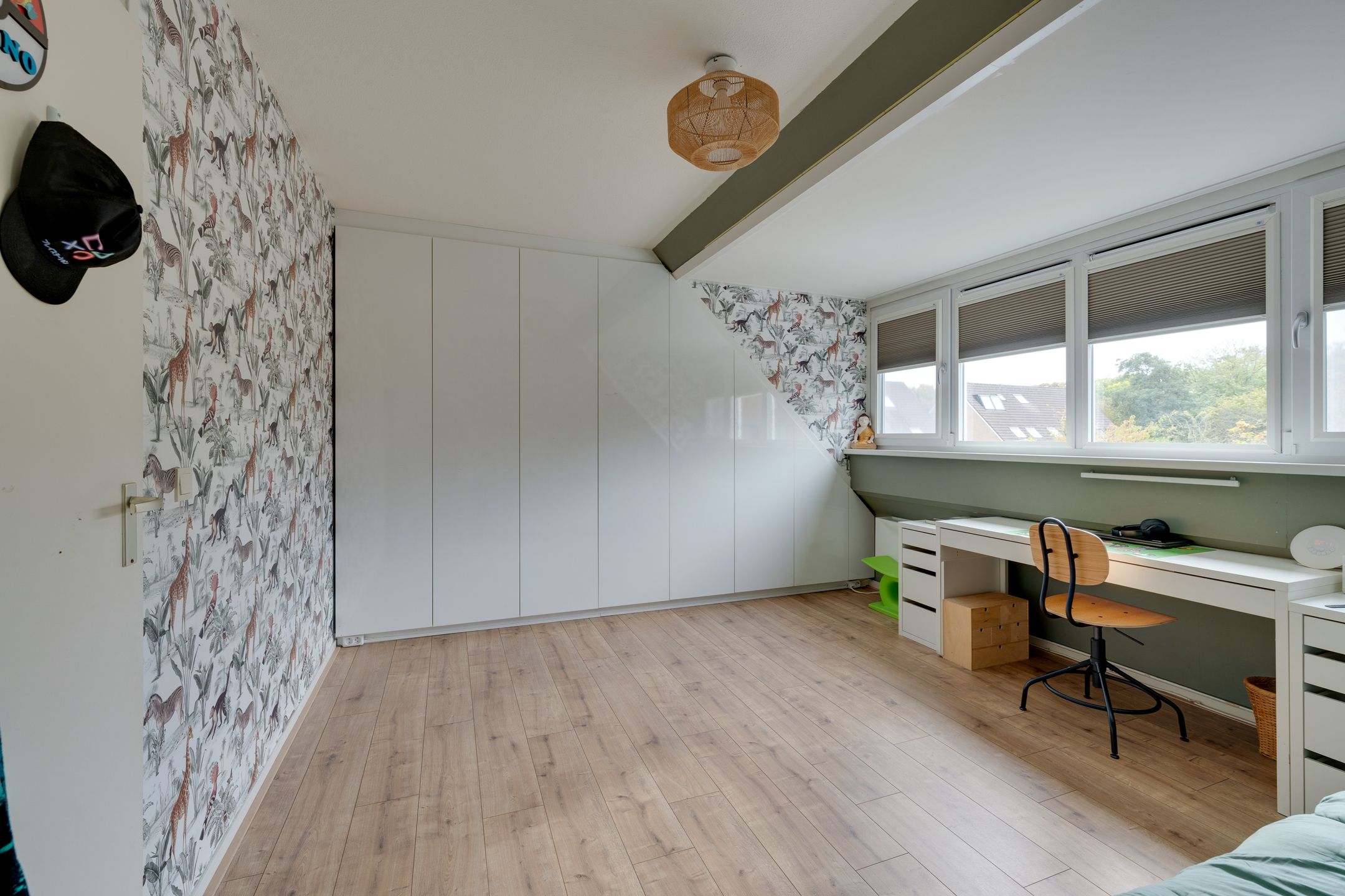 Photo 33 of Dovenetelstraat 5