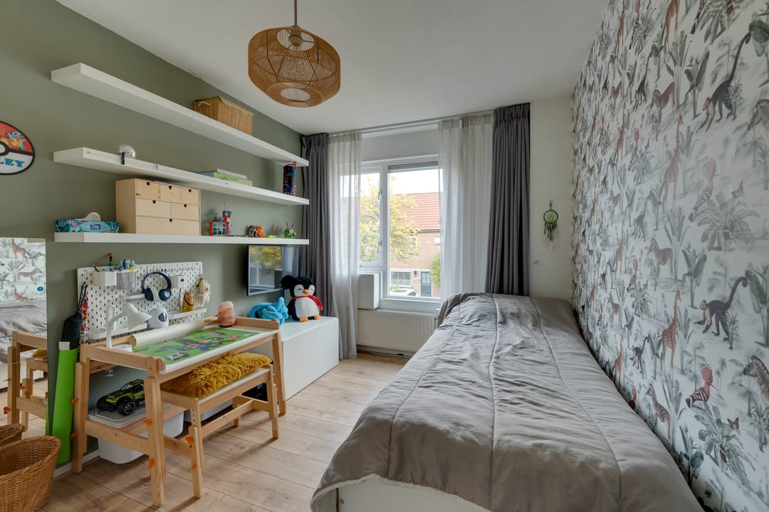Photo 37 of Dovenetelstraat 5
