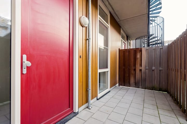 Foto 6 van San Marinostraat 11