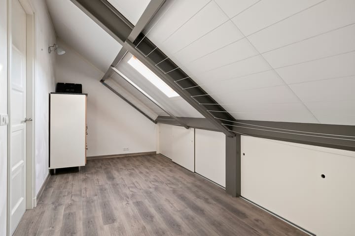 Foto 31 van Kerkweg 5-E