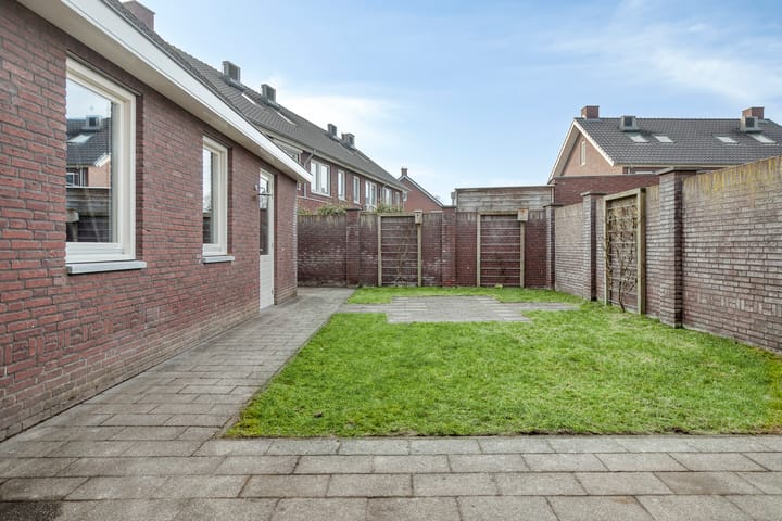 Foto 40 van Kerkweg 5-E