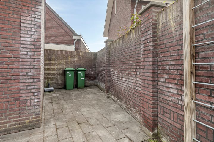 Foto 42 van Kerkweg 5-E