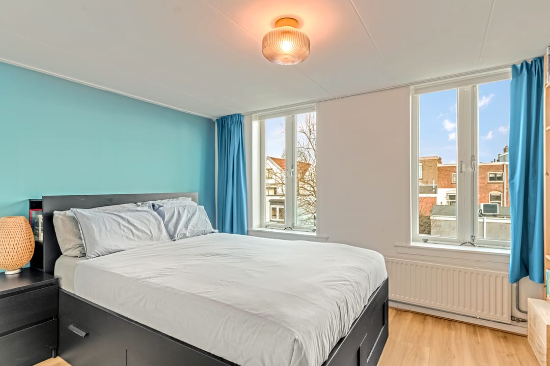 Photo 13 of Paulstraat 101
