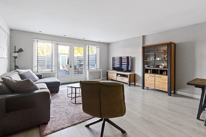 Photo 4 of Oosterstraat 24