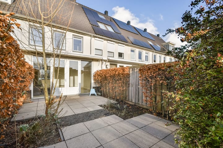 Photo 4 of Jane Addamslaan 89