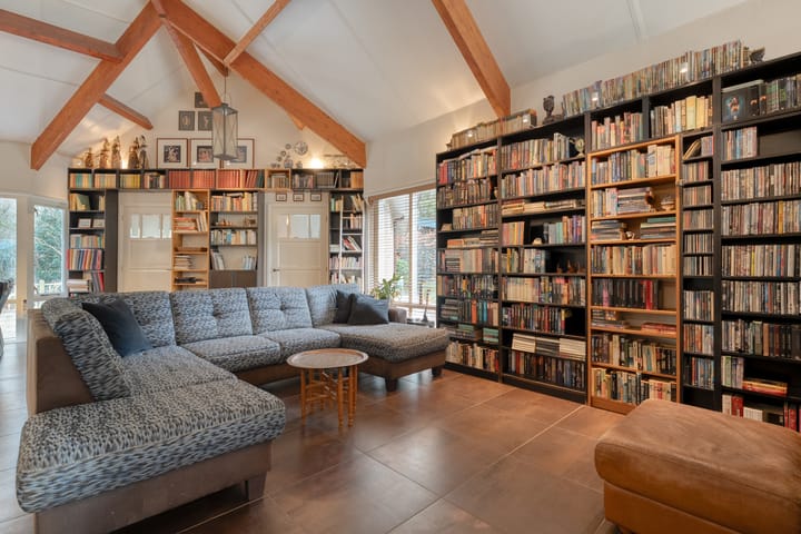 Foto 2 van Titanialaan 5