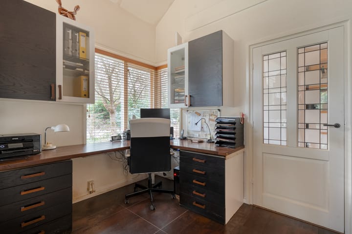 Foto 9 van Titanialaan 5