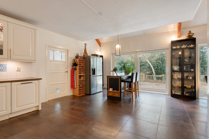 Foto 18 van Titanialaan 5