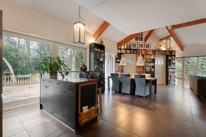 Foto 21 van Titanialaan 5