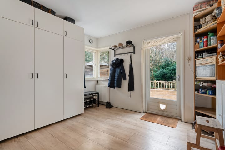 Foto 30 van Titanialaan 5