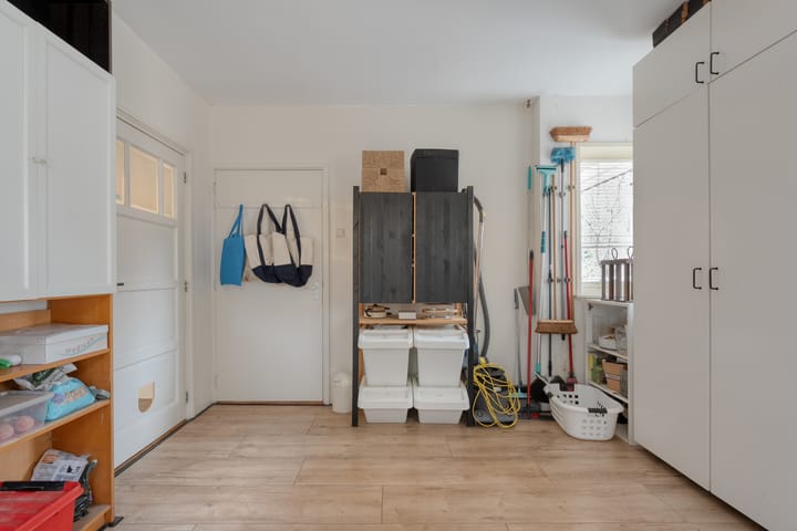 Foto 31 van Titanialaan 5