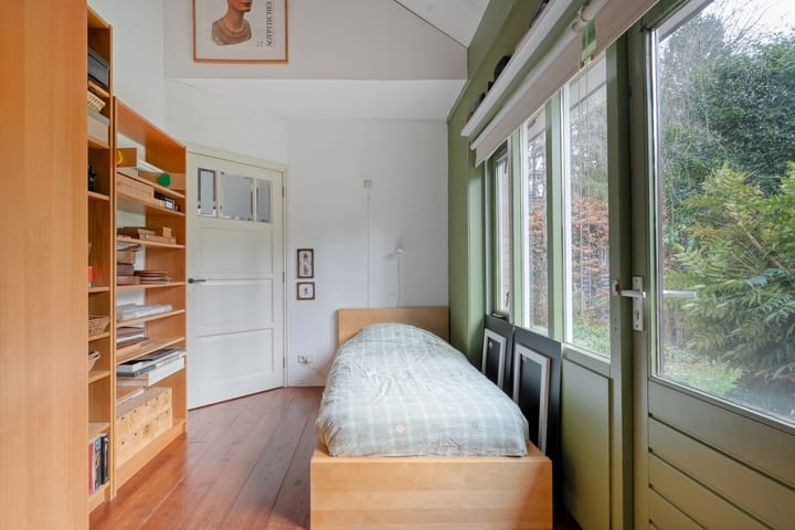 Foto 33 van Titanialaan 5