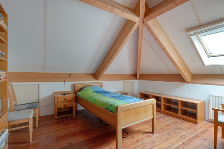 Foto 42 van Titanialaan 5