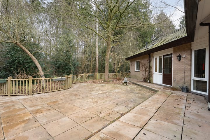 Foto 49 van Titanialaan 5