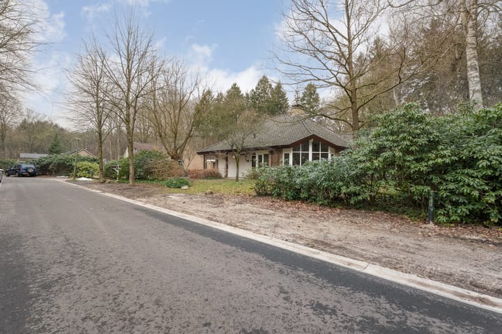 Foto 62 van Titanialaan 5