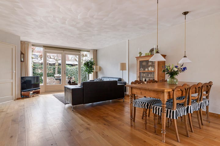 Foto 9 van Waterdekmos 8