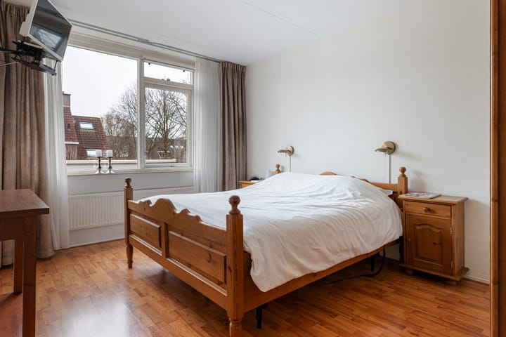 Foto 28 van Waterdekmos 8