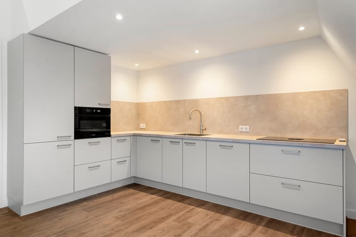 Photo 2 of Dorpsstraat 32-A