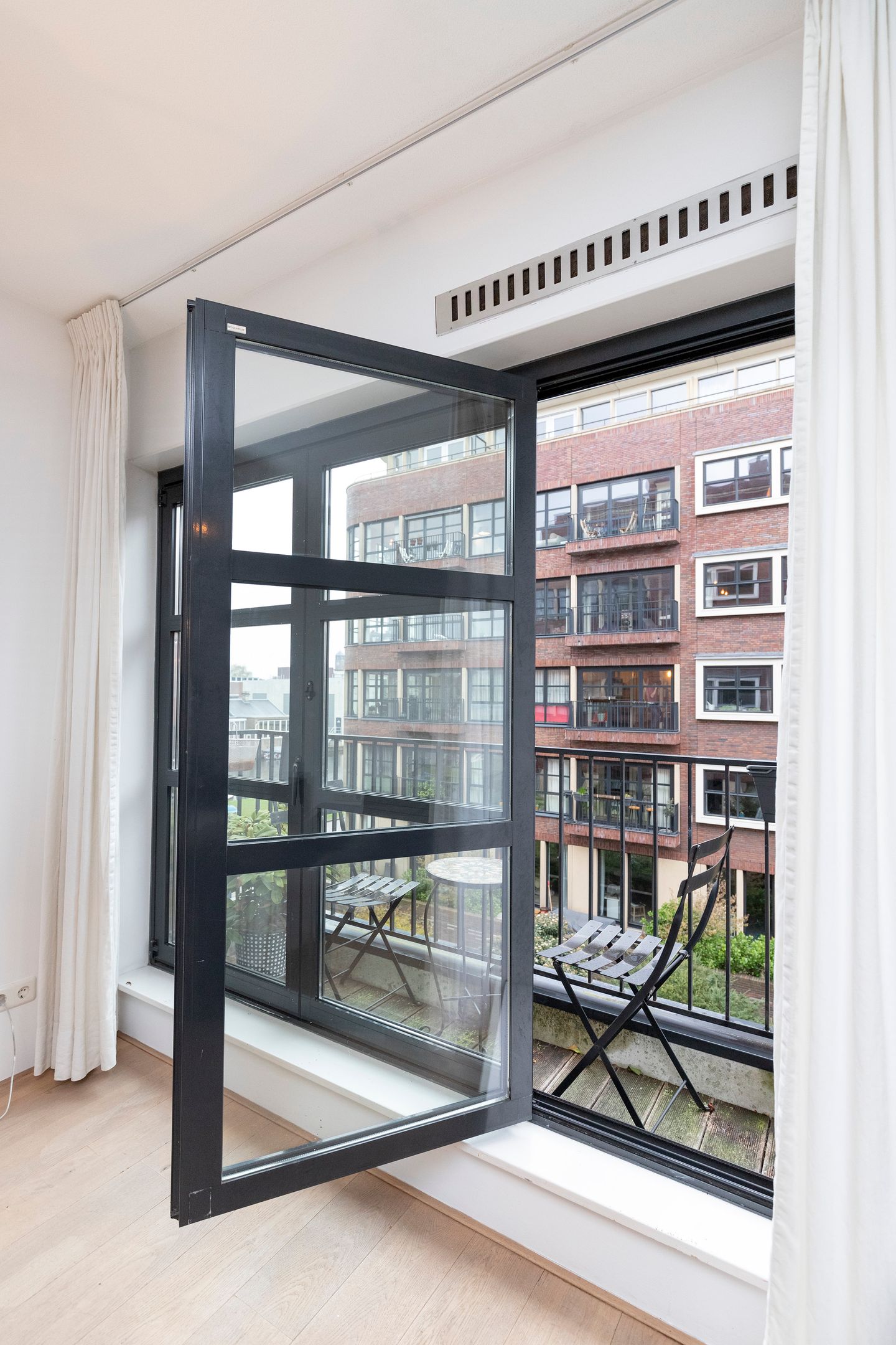 Foto 5 van Rheastraat 14