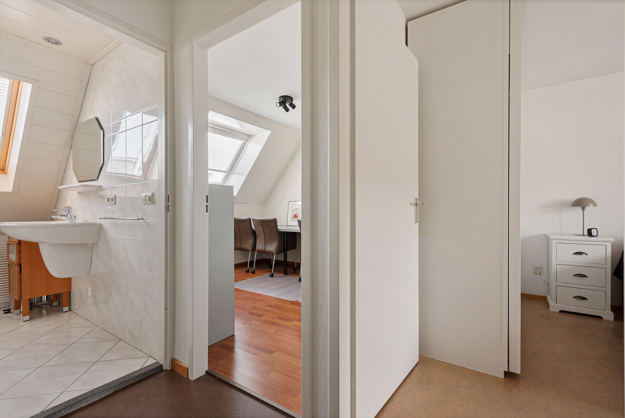 Photo 18 of Venkel 20