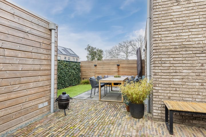 Photo 18 of Muurtje 10