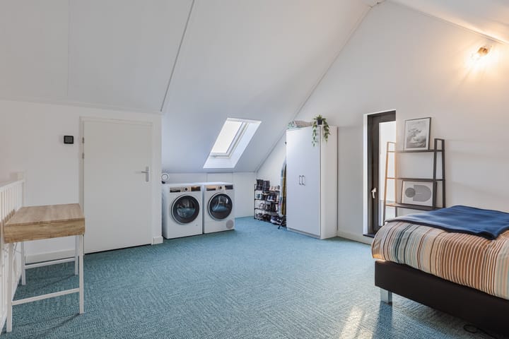 Photo 32 of Muurtje 10