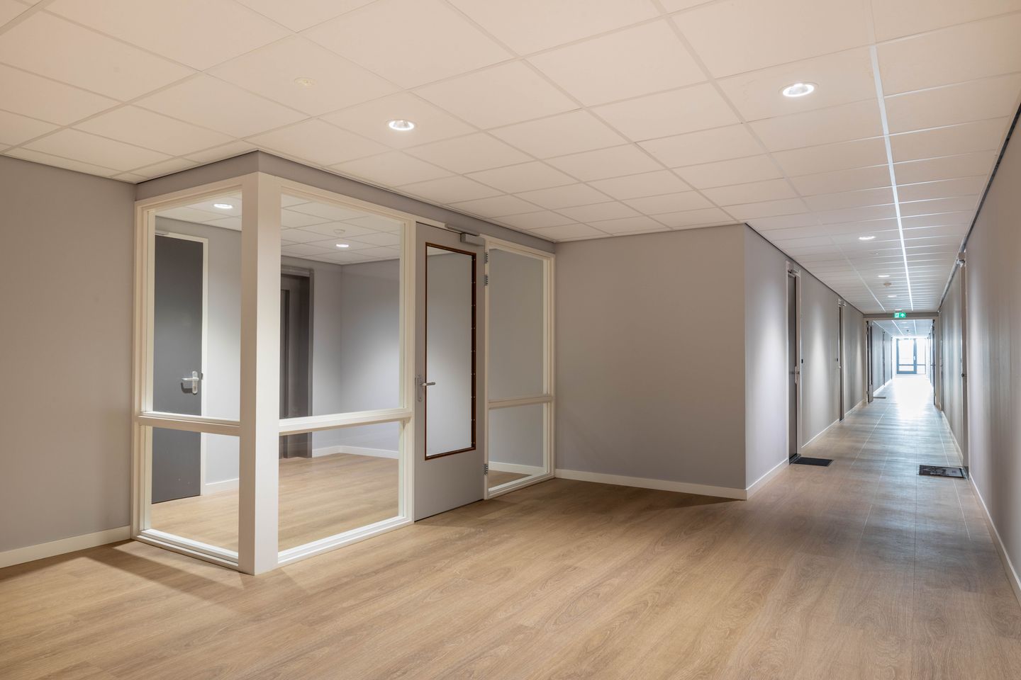 Foto 19 van Stationsplein West 32