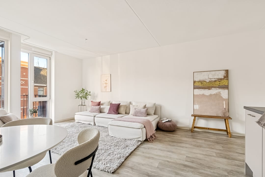 Foto 13 van San Marinostraat 31