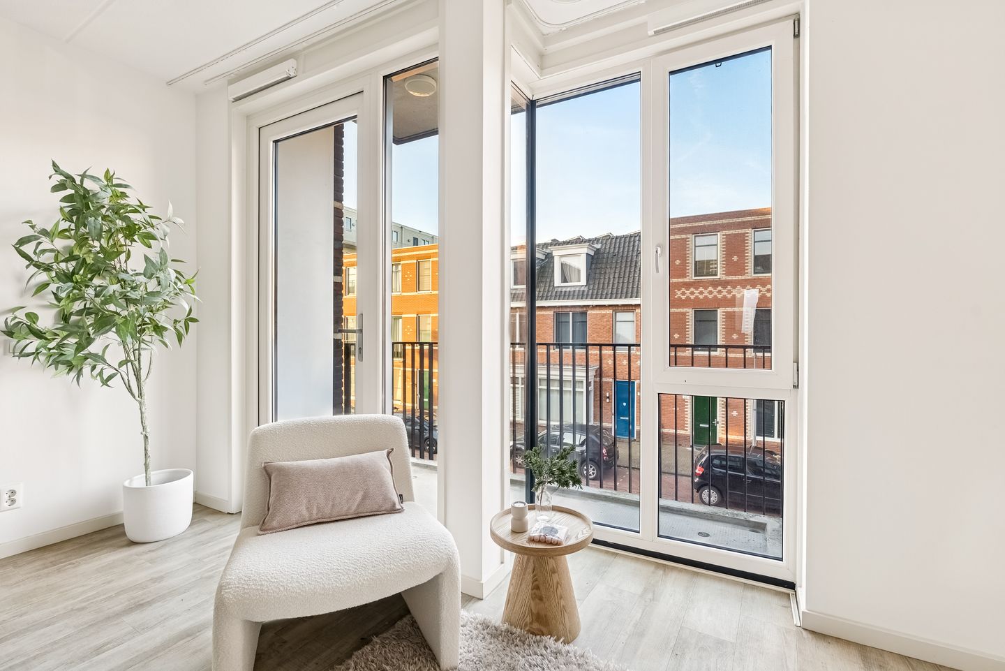 Foto 25 van San Marinostraat 31