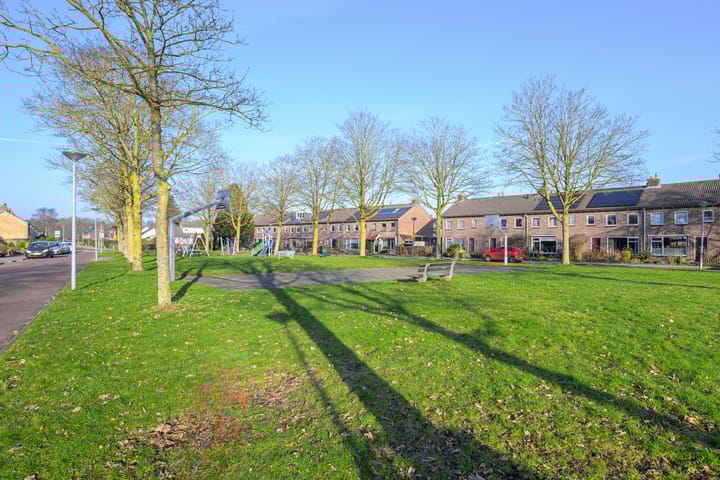 Photo 2 of Dr. Lovinkstraat 23