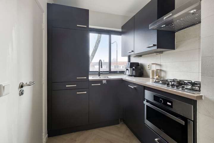 Photo 20 of Waterhoefstraat 19-C