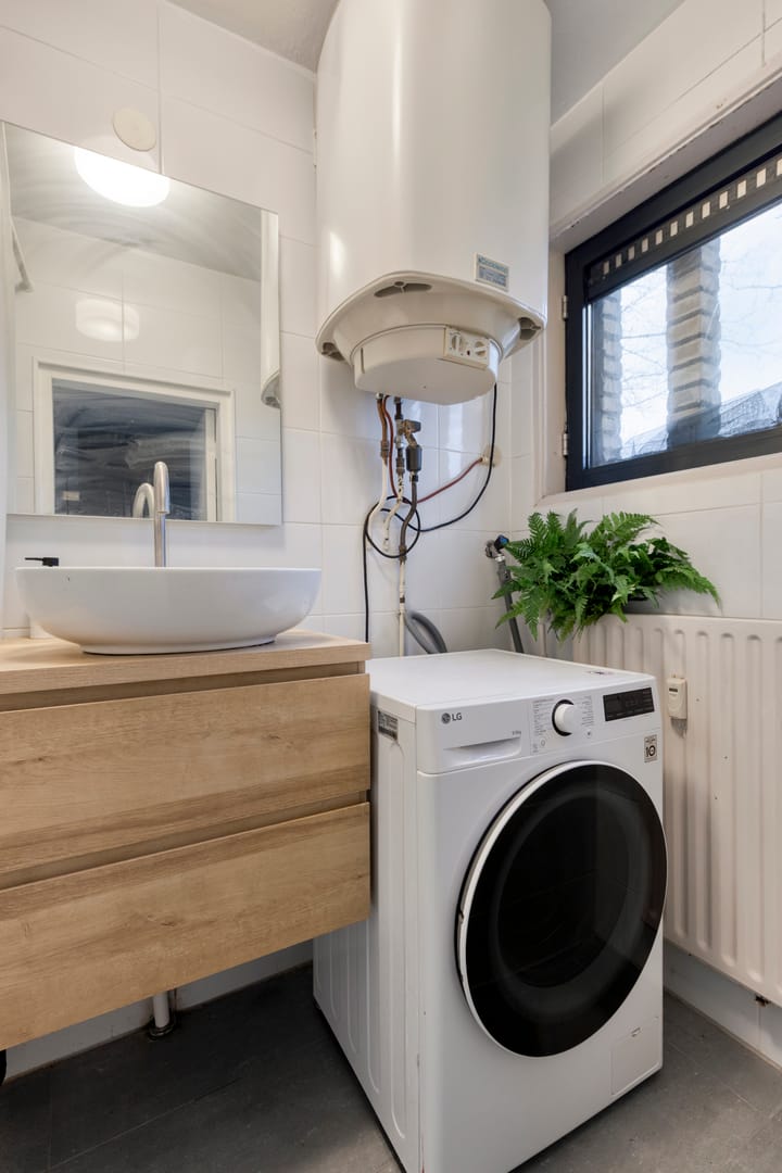 Photo 22 of Waterhoefstraat 19-C