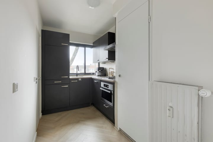 Photo 19 of Waterhoefstraat 19-C