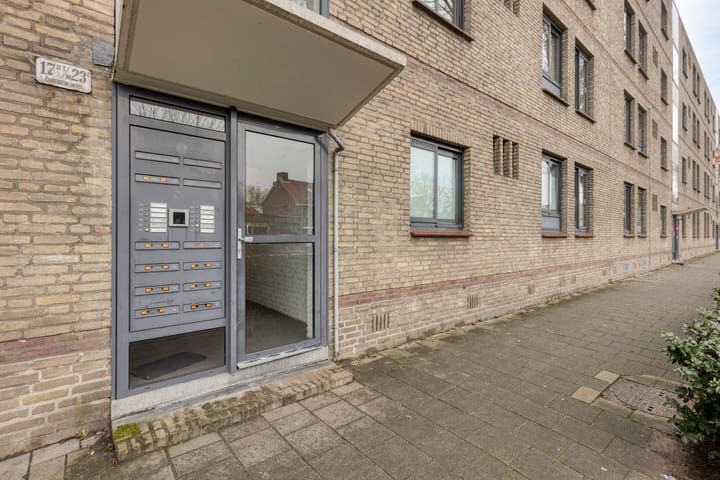 Photo 30 of Waterhoefstraat 19-C