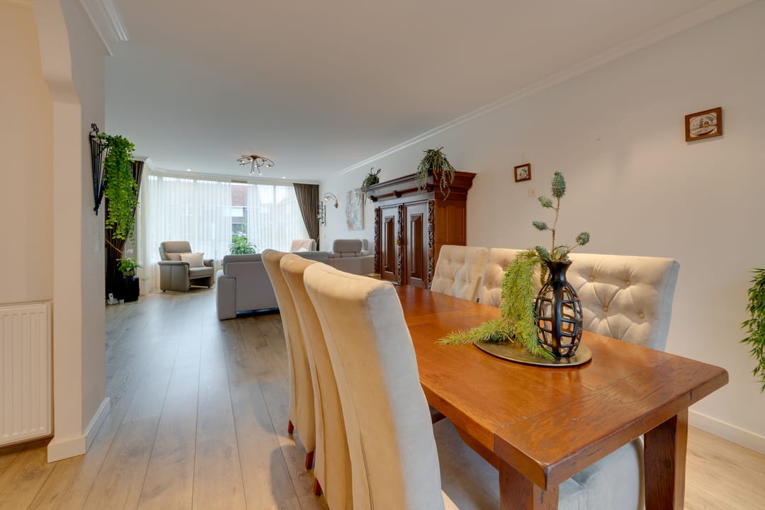 Foto 16 van Vissersvenplein 15