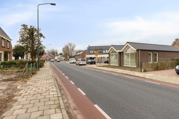 Foto 4 van Burg. Van Houtstraat 53