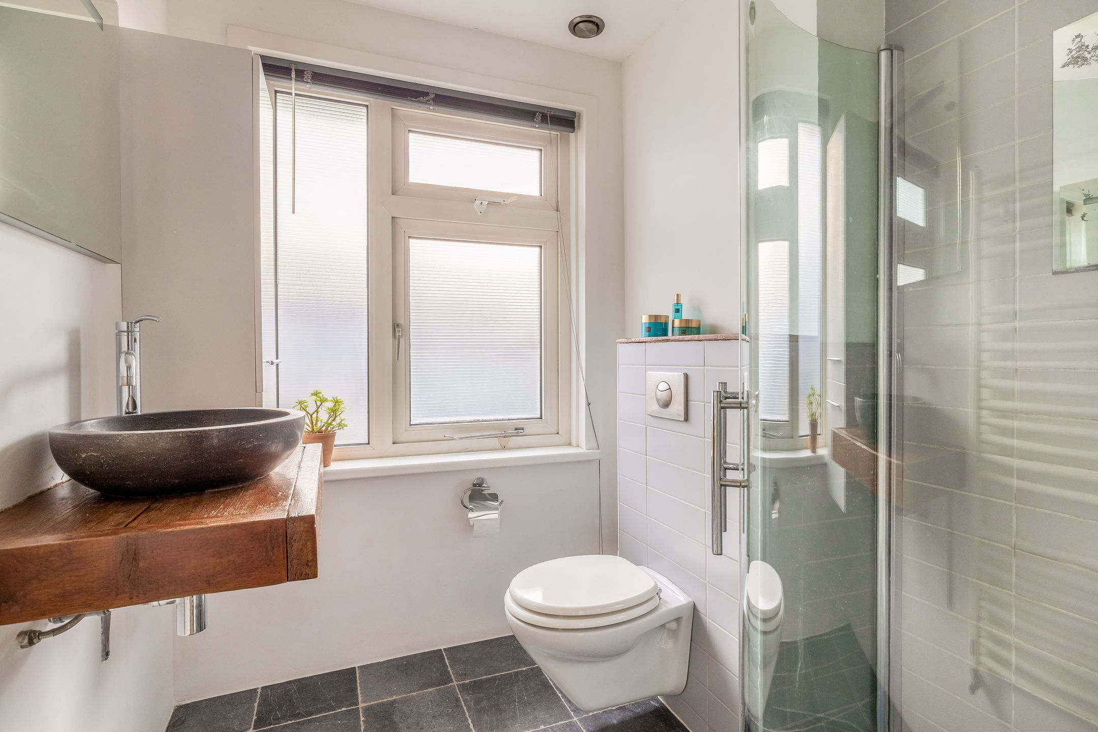 Foto 27 van Overschiesestraat 48-A