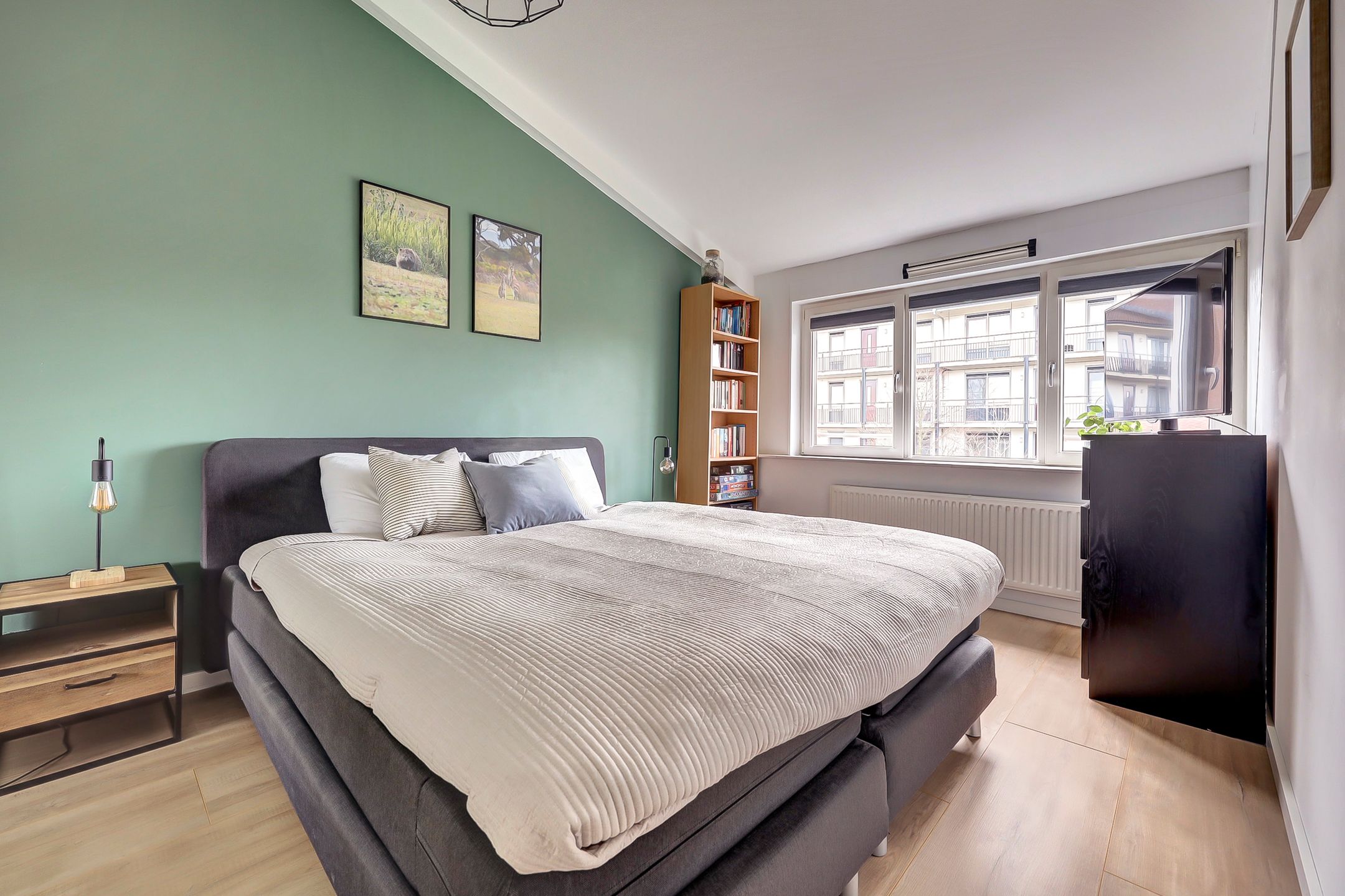 Foto 24 van Zalm 146