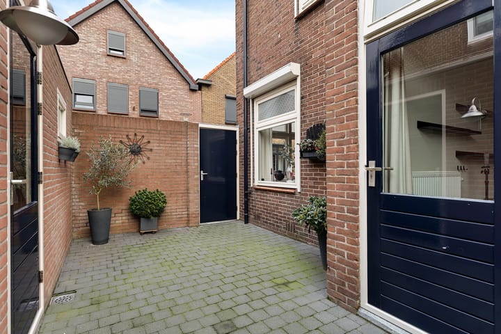 Foto 2 van Klaas Benninkstraat 2