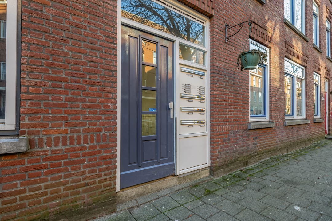 Photo 8 of Essenburgstraat 22-A